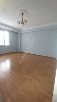 Kıraç Karakolunun Dibinde Geniş Temiz Daire