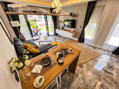 Aydın Kuşadası Güzelçamlı’da Özel Havuzlu Lüks 3+1 Villa