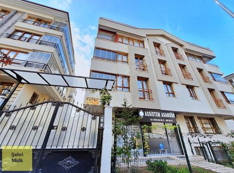 Kırkkonaklar Merkezi Konumda Cadde Üzeri 3+1 Lüks Dubleks Daire