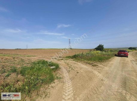 Haydar Emlaktan Seymende 3 Parsel 1440 M2 Köşe,köye Yakın Yatırı