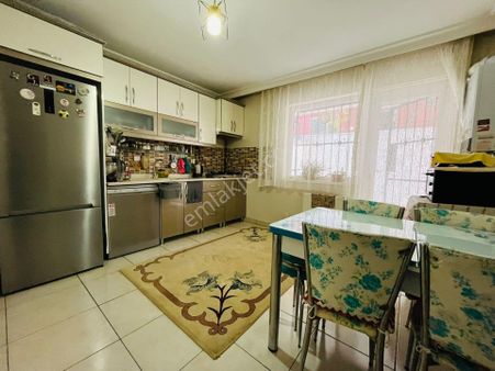 Şahintepe'de Hocalı Caddesi Yakını 2+1 Satılık Daire !!!