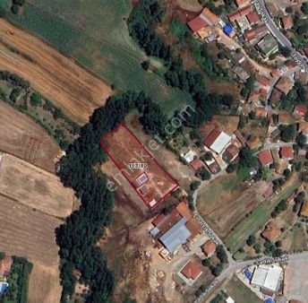 Çatalca Köy Merkezinde 175 M2 İmar Planında Arsa