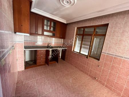 Gündoğdu Tramvay Yanı Arakat 2+1 Bakımlı Daire
