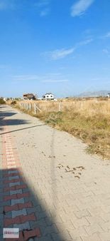 Dikili Kabakum'da Bitişik 2 Adet Satılık Arsa