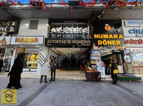 Reşitpaşa Cad. Üzeri Her Faaliyet Koluna Uygun İş Merkezi'nde