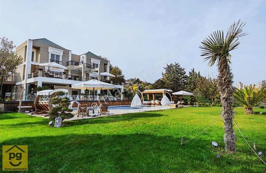Bahçeşehir'in En Prestıjli Konumunda Emsalsiz 2,707 M Arsa