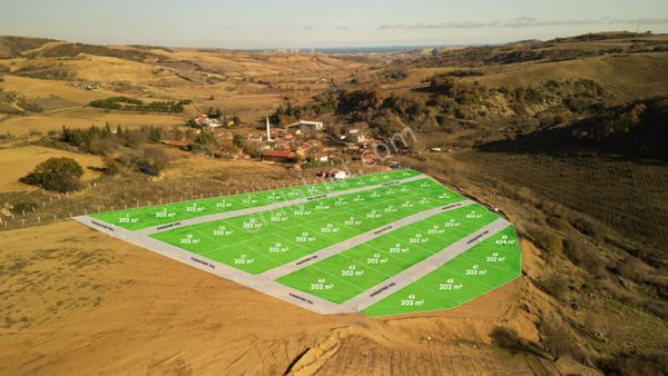 Tekirdağ Çanakçı'da Tüm Altyapısı Hazır 200m² İmarlı Arsalarımız