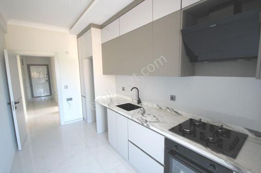 Pera Dan Kızılkeçili De 2+1 Kapalı Mutfak Daire