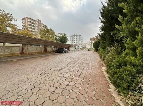 Acil Emlak'tan 4+1 Lüx Daire