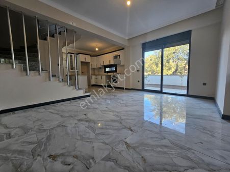 Altınoluk Avcılar Da 3+1 Denize 350 M Mesafede Sıfır Satılık Villa