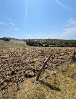 Geredelide Göl Manzaralı 56 Metre Yol Cepheli 8 Dönüm Arazi