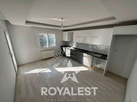 Royalest'ten Site İçi 3+1geniş Daire