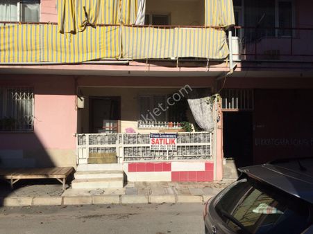 Yuvam Gayrimenkul'den Satılık Salihli Güneş Mah.141 M2 Arsa Üzeri Bina