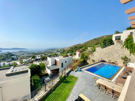 Bodrum Kaledos Evleri'nde, Şahane Manzaralı Satılık Tripleks