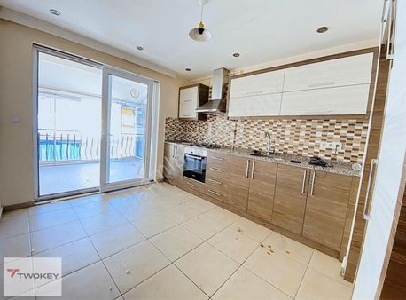 Twokey Den İncilipınar Da Komple Tadilatlı 2+1 Satılık Daire