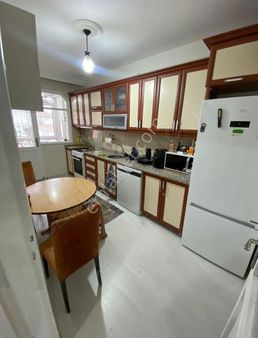 Satılık Ana Cadde Üzerı Cumhuriyet Parka Yakin Genış Bakımlı Daıre