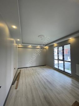 Ales Gayrimenku'den Hatip Mh Kiralık 2+1 Daire