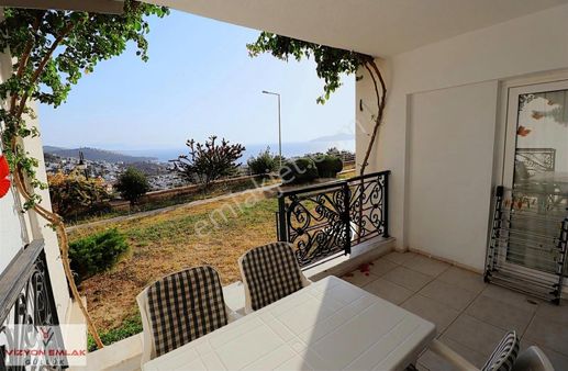 Muğla Milas Güllük Elit Sitede Satılık Deniz Manzaralı Yazlık