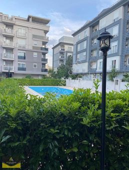 Konyaaltı Hurmada 2+1 Site İçinde Denize Yakın Satılık Daire