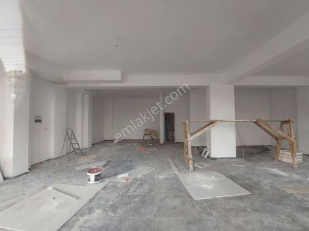 Ortaca Da Atatürk Bulvarında 120+60 M2 Giriş Kat Dükkan Kelepir Fiyattan Satılık Veya %50 Takas