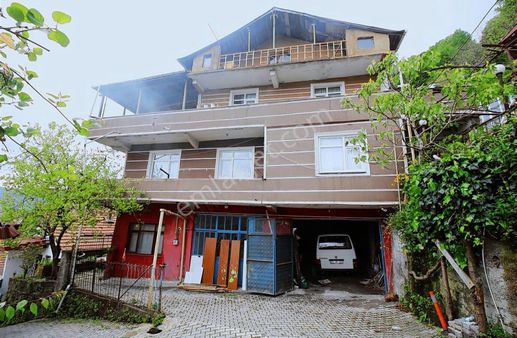 Zonguldak Karaelmas Mah. De Satılık 3 Katlı Müstakil Bina