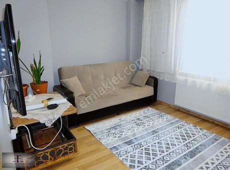 B.evler Yenibosna Çoban Çeşme Mah.satılık 2+1 Yüksek Giriş Daire