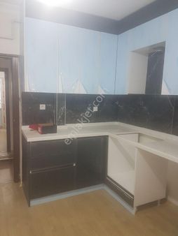 Cadde Üzeri Yapılı 3+1