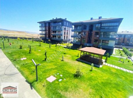 Bess'den A.söğütönünde Eşsiz Manzaralı Havuzlu Satılık 3+1 Daire