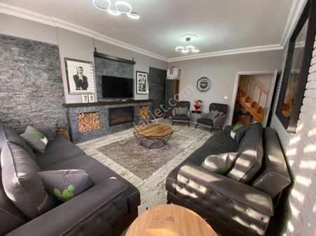 Doğalgazlı Kombili 4+1 Geniş Dublex