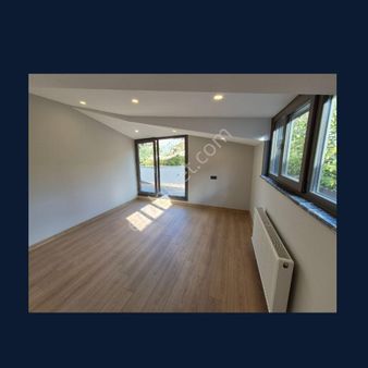 Üsküdar Burhaniyede 4 + 1 Dubleks Daire Afm Emlak Acıbadem