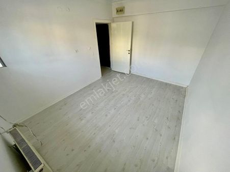 Kara'dan Malazgirt Mahallesinde 3+1 Yapılı Fırsat Dairesi