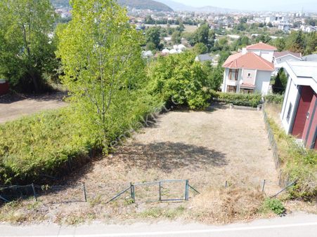 Konumu Güzel Villalık Arsa