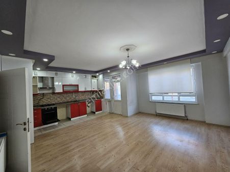 H-738 Zafer Mahallesinde Satılık 4+1 Dubleks Daire