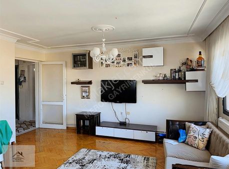 Karşıyaka Dedebaşı'nda Muhteşem Manzaralı 3+1 Satılık Daire