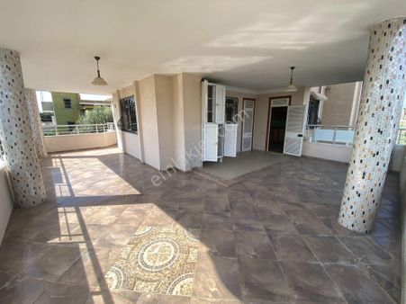 Yüreğir Seyhan Mh.150 M2 3+1 Çift Banyolu Hasarısz Kiralık Daire