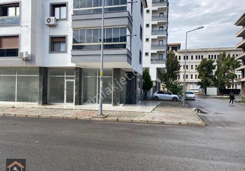 Günay Emlak’tan Köşe Konumlu 100 M2 Kiralık Dükkan