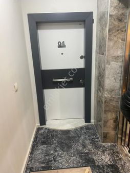 Kuşadası Davutlar Merkezde Satılık 2+1 Daire