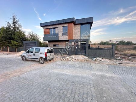 Güvenay - Çorum Slim Kent Satılık 5+1 Lüks Villa