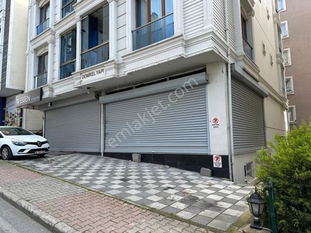Gürpınar Merkezde Acil Satılık 2 Katlı Mağaza Dükkan