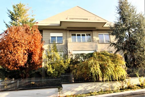 Mesa Kiralık Mobilyalı Villa 9+3 1200m2 Mesa Koru Çankaya Ankara