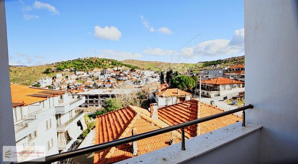 Dikili Salimbey'de Satılık Doğa Manzaralı 3+1 Dubleks