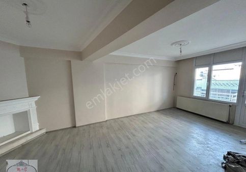 Salihlide M&ş Gayrumenkulden Geniş 3+1 Dairemiz Satılıktır..