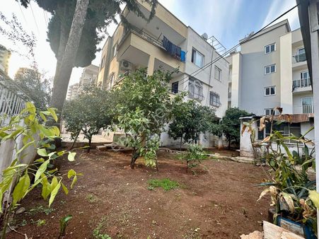 Arve'den Bahçelievler'de Şehir Merkezinde Satılık Bina