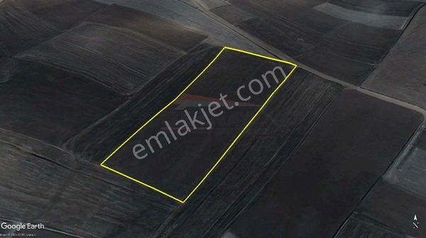 Güvenay - Çorum Alaca Yol Ayrımı Yakını 17 Dönüm Satılık Tarla