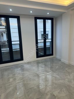 Kanal Yolu Çınarlı Mevkiinde Satılık 2+1satılık Lüx Daire