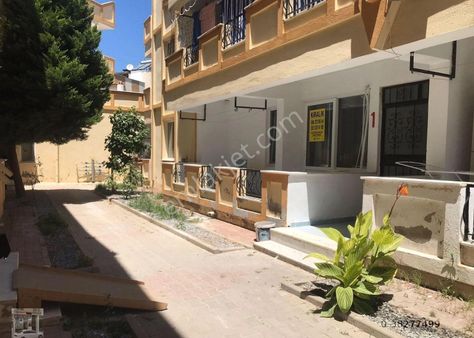 Muğla/milas/güllükte Sahile Yürüme Mesafesinde 2+1düz Ayak Girişli Mobilyalı Kiralık Daire