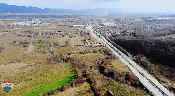 Remax İbrahim Kardan D100 Karayoluna Cephe 2118 M2 Ticari Arsa