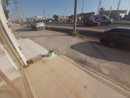 Edremit Yolören Köyü E5 Otoban Üstünde Kipa Yanında Satılık 360 M2 Kapalı İşyeri Alanı Satılıktır