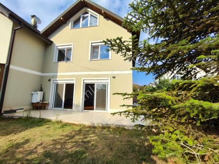 Remax Palas'tan Atakent Sitesi 4+1 Satılık Villa Körfez İlimtepe