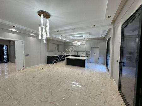 Denizli Başkarcı Mevki Kadılarda Müstakil Villa